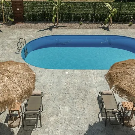 Case de vacanță Granny's Kalamákion