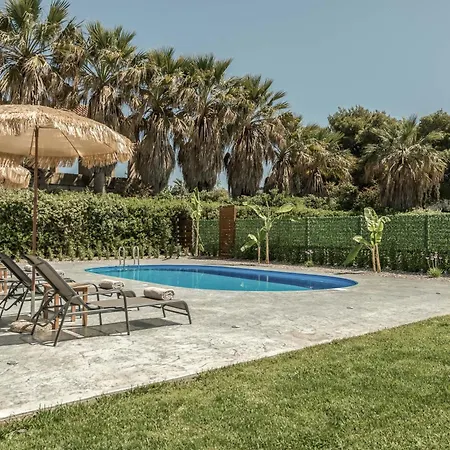 Case de vacanță Granny's Kalamákion