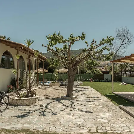 Granny's Kalamákion