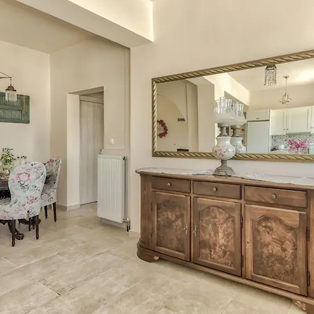 Granny's Kalamákion