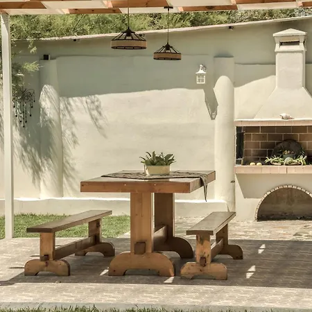 Vakantiehuis Granny's Kalamákion