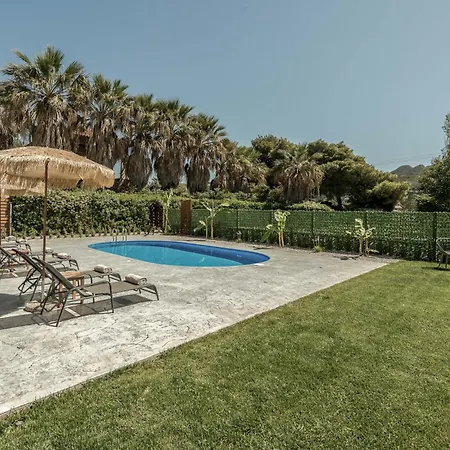 Vakantiehuis Granny's Kalamákion