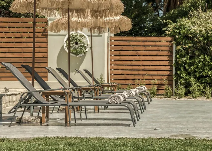 Granny's * Kalamákion