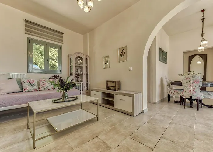 Granny's Сasa de vacaciones Kalamákion